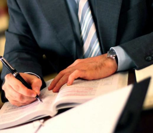 عقود البناء وإدارة المشروعات